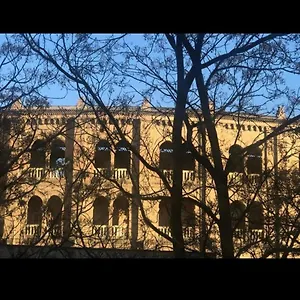 Apartamento Duerme Junto A La Plaza De Toros De Granada., Granada
