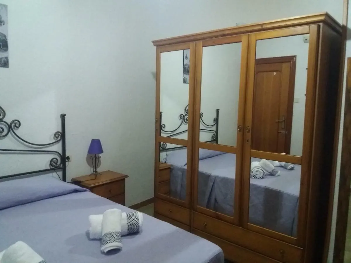 Calle San Romulo, N19, 1C Apartment Granada Spain