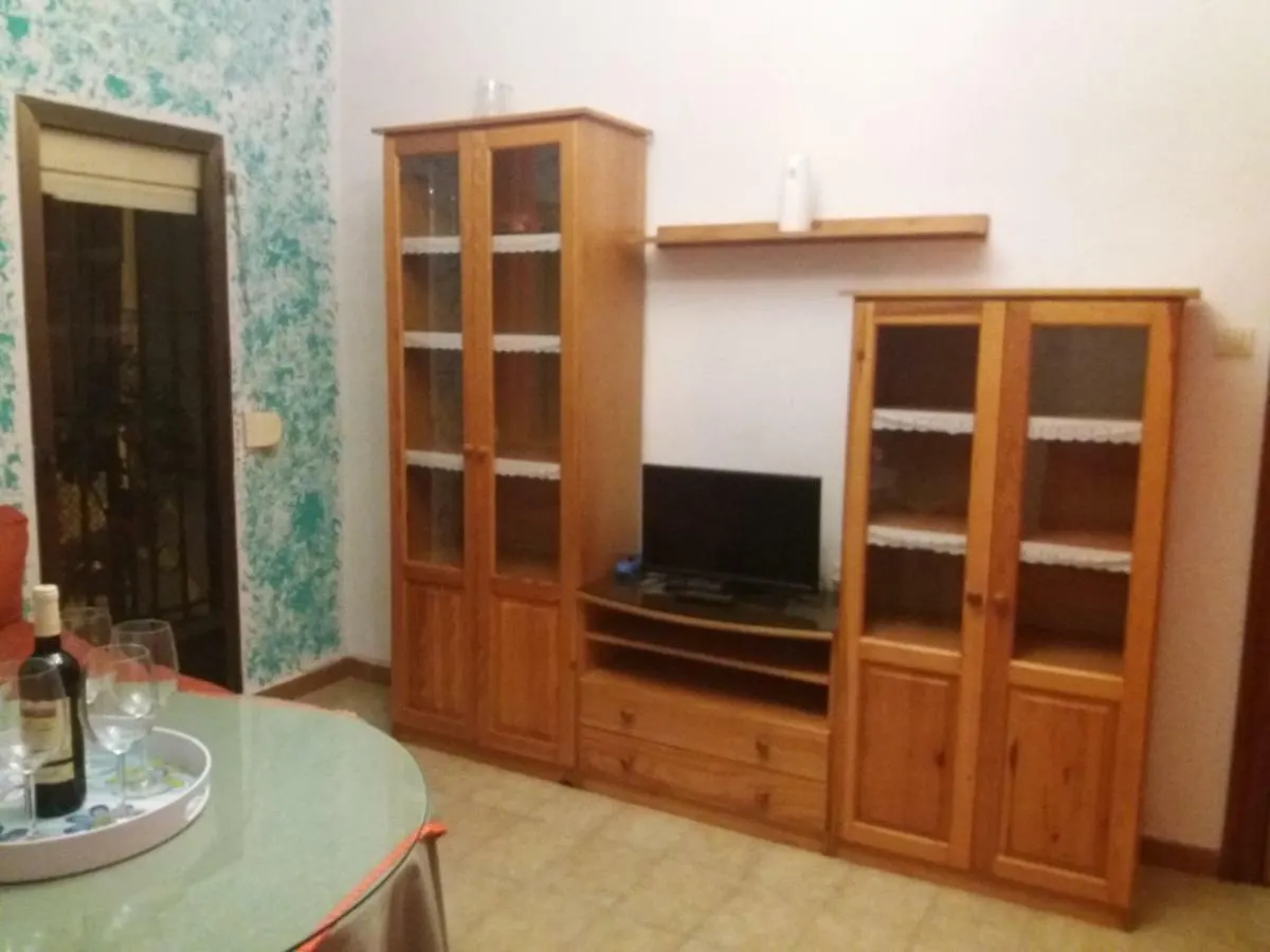Calle San Romulo, N19, 1C Apartment Granada