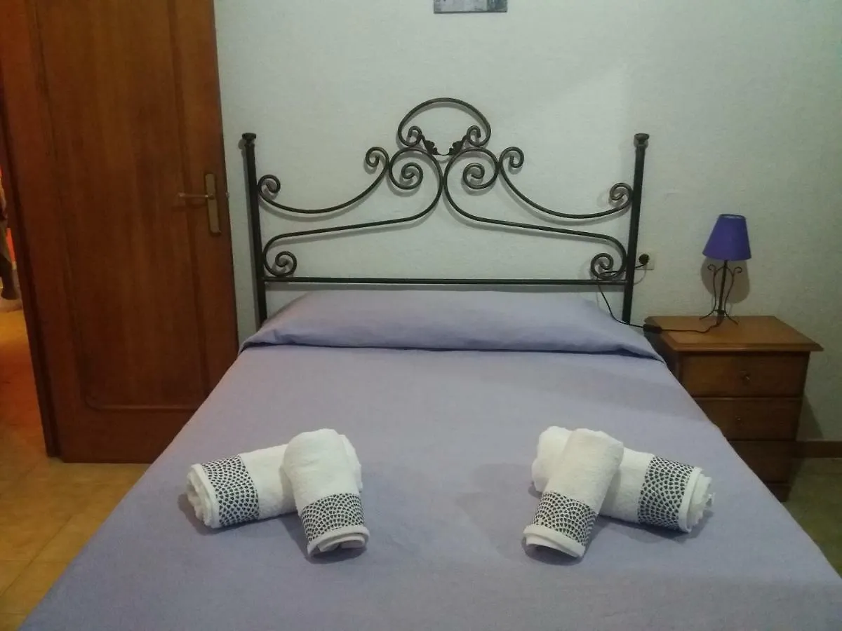 Calle San Romulo, N19, 1C Apartment Granada